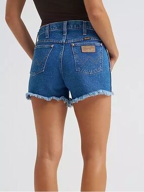 🌻Wrangler Reworked Denim Shorts Women's Distressed Raw Hem Jean Shorts Size 26